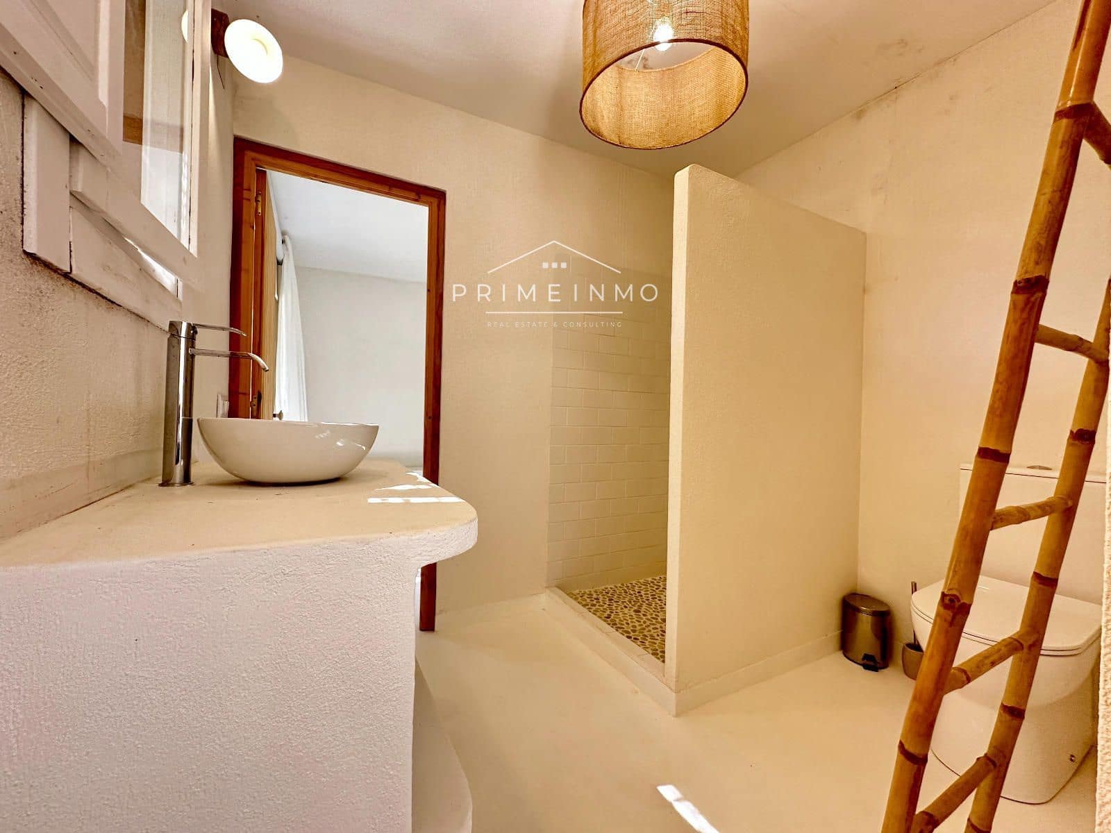 5 bedroom Villa for sale in Tortosa with pool - € 409,000 (Ref: 9819339)