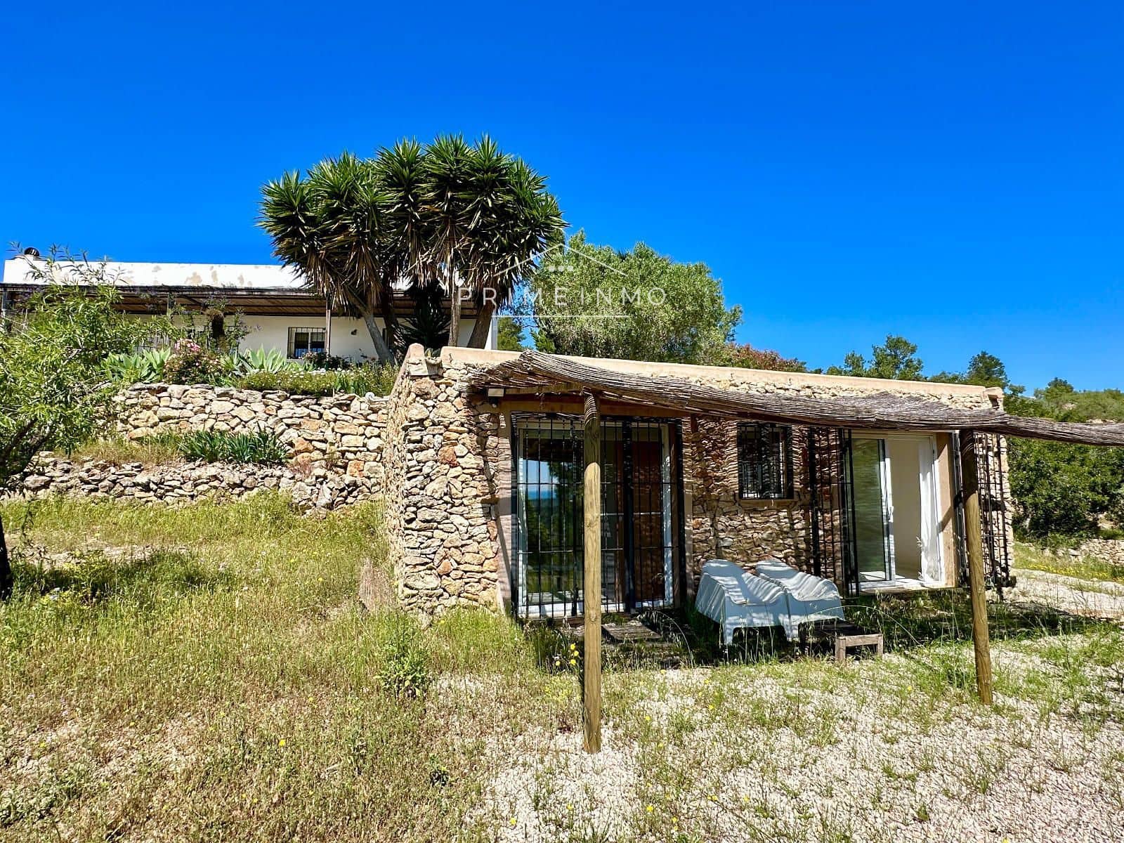 5 bedroom Villa for sale in Tortosa with pool - € 409,000 (Ref: 9819339)