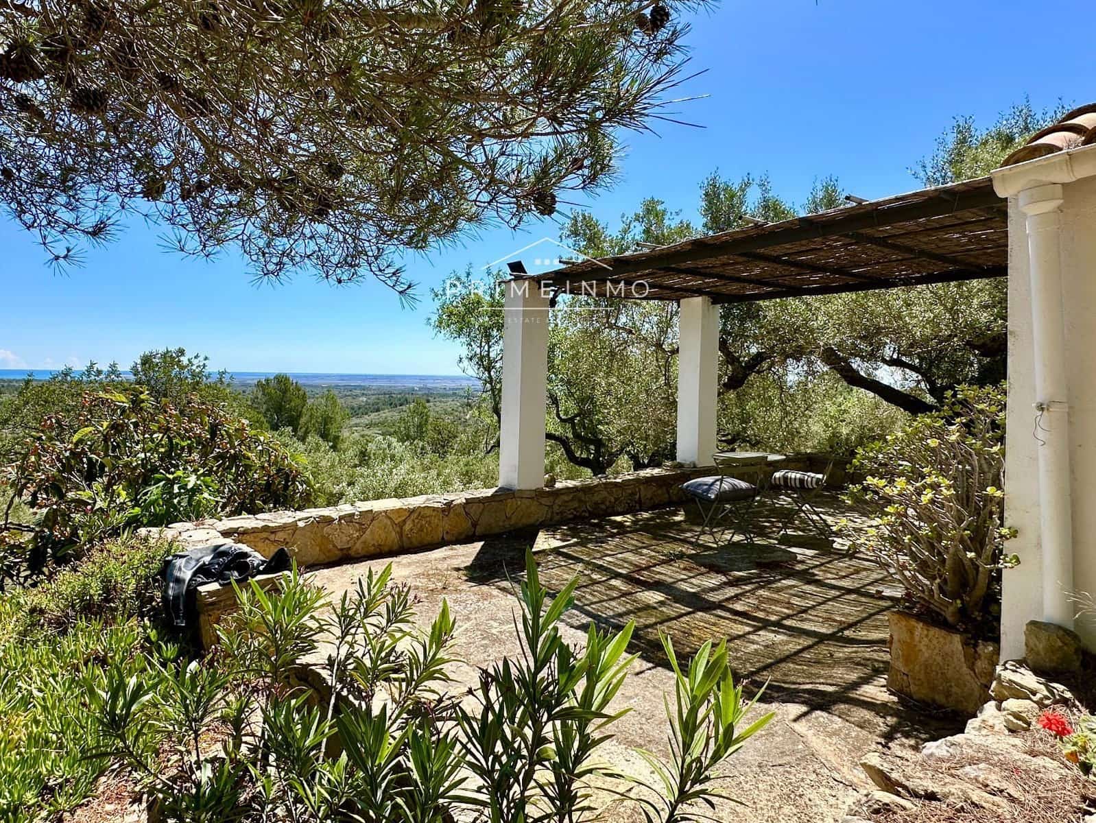 5 bedroom Villa for sale in Tortosa with pool - € 409,000 (Ref: 9819339)