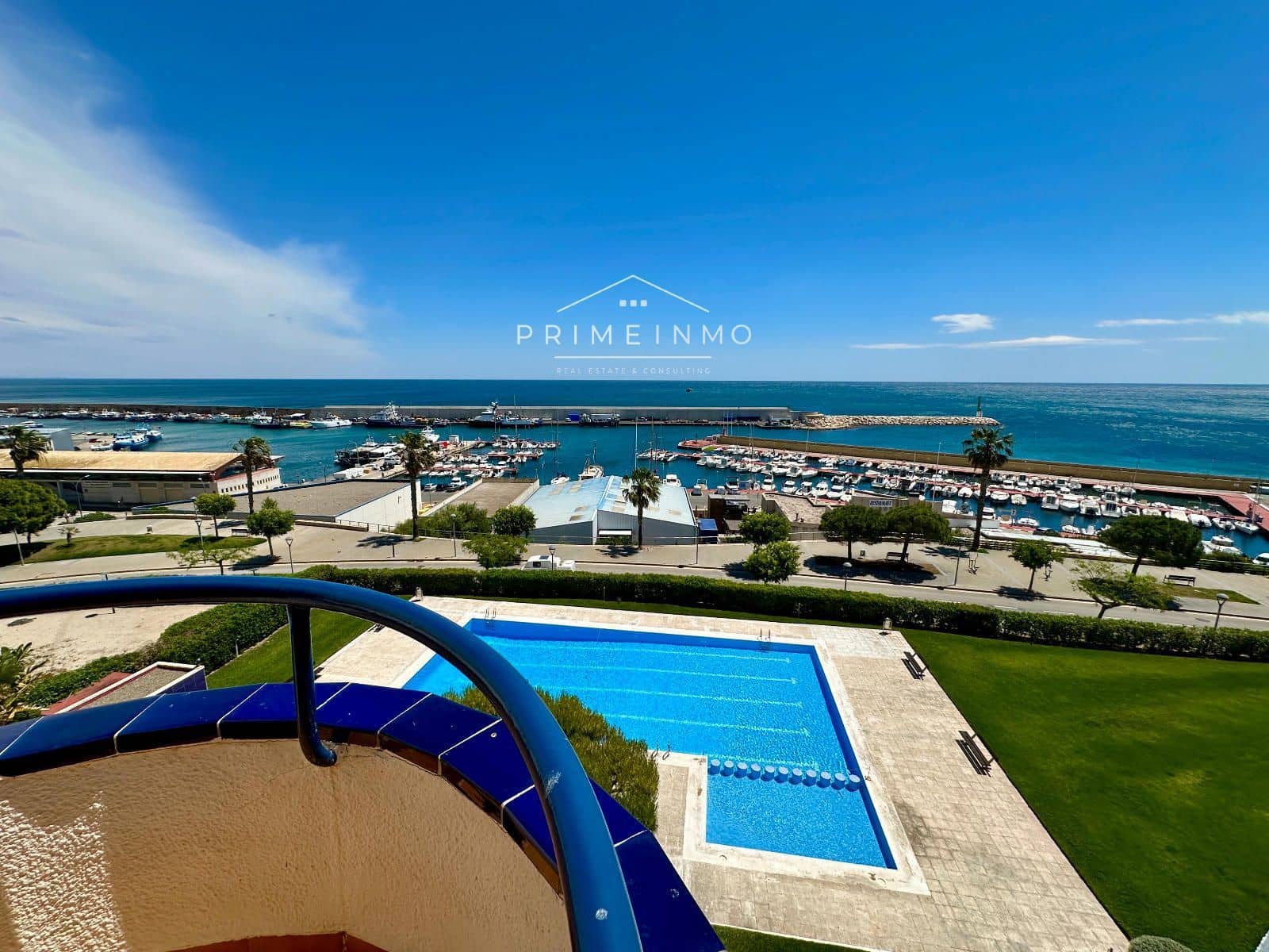 Ático de 3 habitaciones en L'Ametlla de Mar en venta con piscina garaje - 290.000 € (Ref: 9838436)