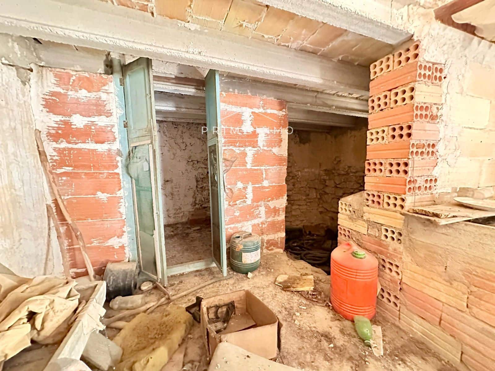 Villa til salgs i L'Ametlla de Mar - € 165 000 (Ref: 9935214)