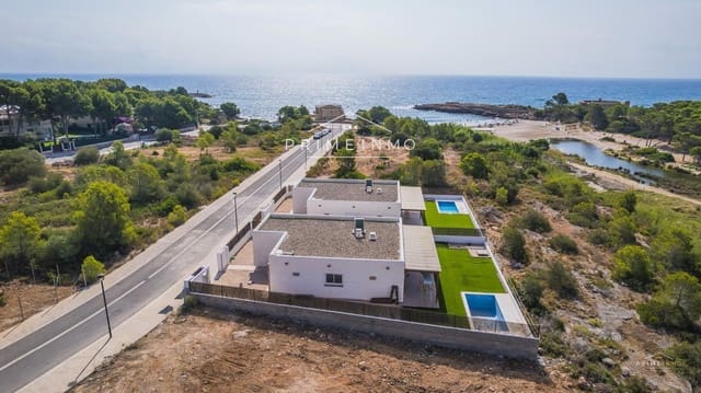 4 soveværelse Villa til salg i L'Ametlla de Mar med swimmingpool - € 639.950 (Ref: 9961720)