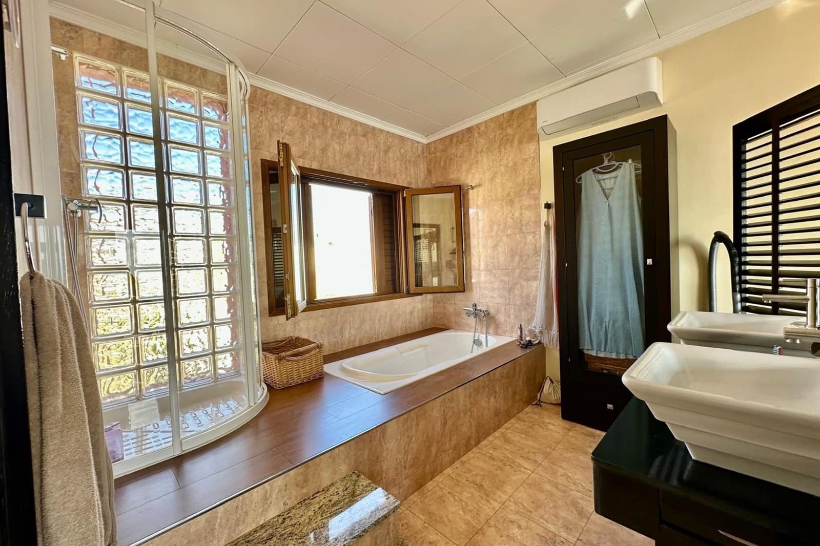 4 soveværelse Byhus til salg i Los Urrutias med swimmingpool - € 349.000 (Ref: 10004763)