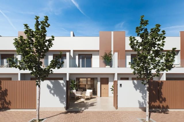 3 bedroom Townhouse for sale in San Pedro del Pinatar ciudad, San Pedro del Pinatar with pool - € 379,000 (Ref: 10039282)