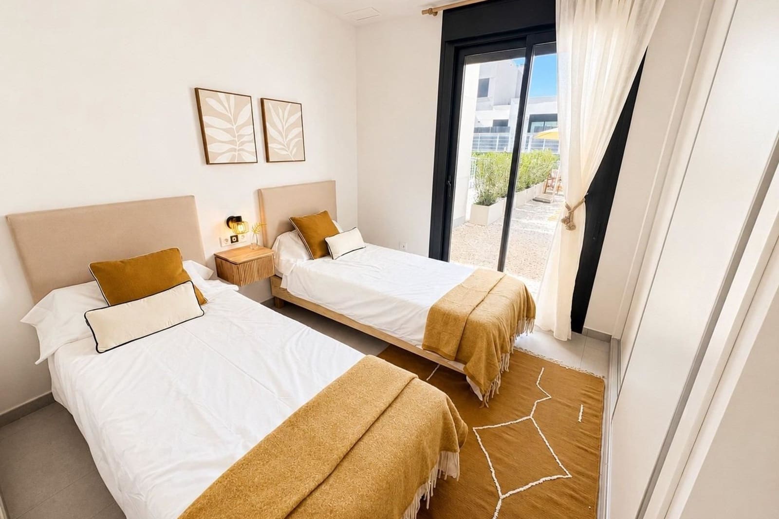 3 quarto Casa em Banda para venda em Banos y Mendigo com piscina - 315 500 € (Ref: 10044165)