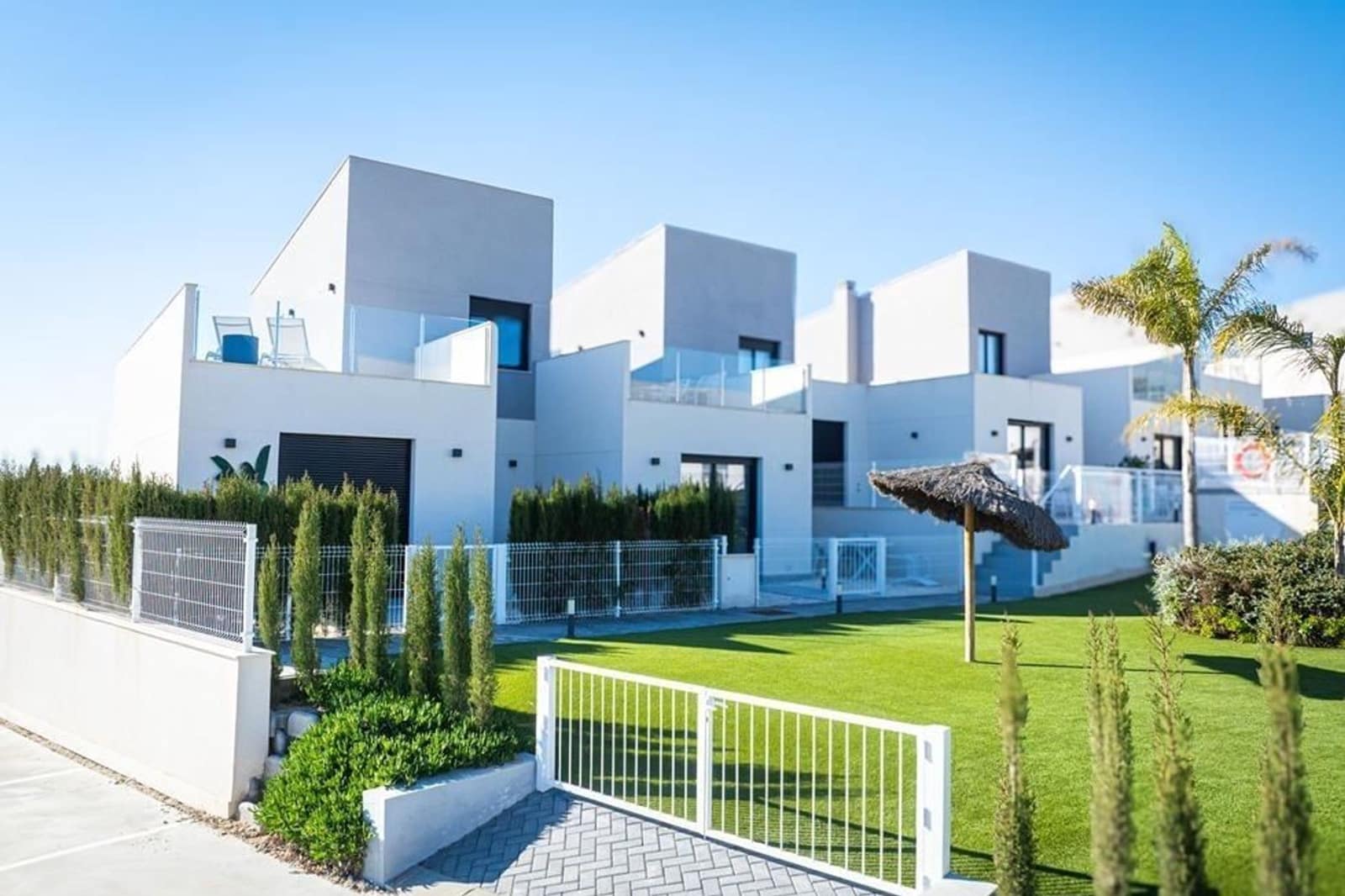 3 quarto Casa em Banda para venda em Banos y Mendigo com piscina - 315 500 € (Ref: 10044165)