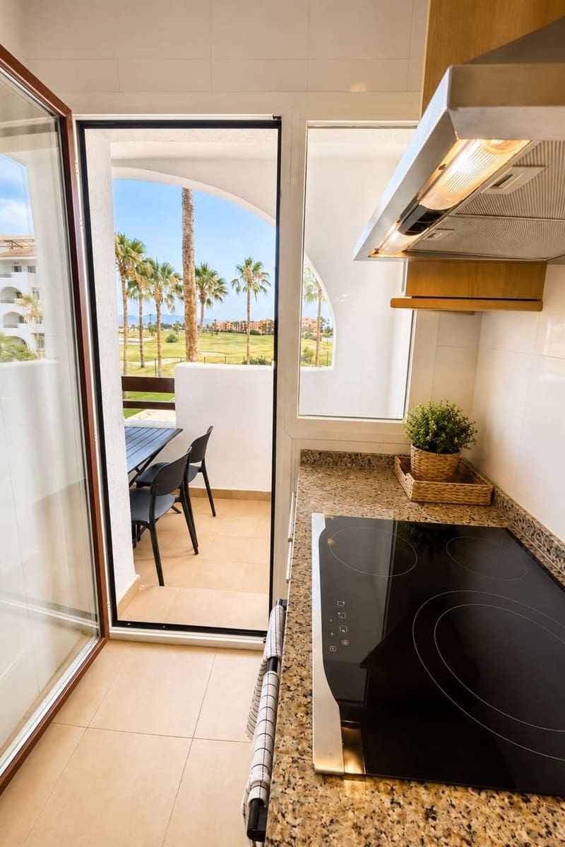 2 soveværelse Lejlighed til salg i Los Alcazares med swimmingpool - € 219.000 (Ref: 10098742)