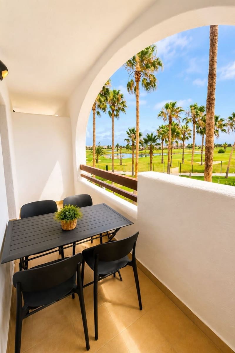 2 soveværelse Lejlighed til salg i Los Alcazares med swimmingpool - € 219.000 (Ref: 10098742)