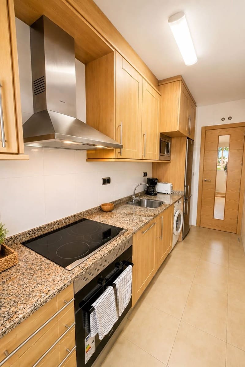 2 soveværelse Lejlighed til salg i Los Alcazares med swimmingpool - € 219.000 (Ref: 10098742)