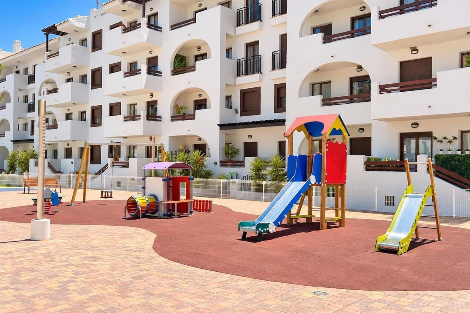 2 soveværelse Lejlighed til salg i Los Alcazares med swimmingpool - € 219.000 (Ref: 10098742)