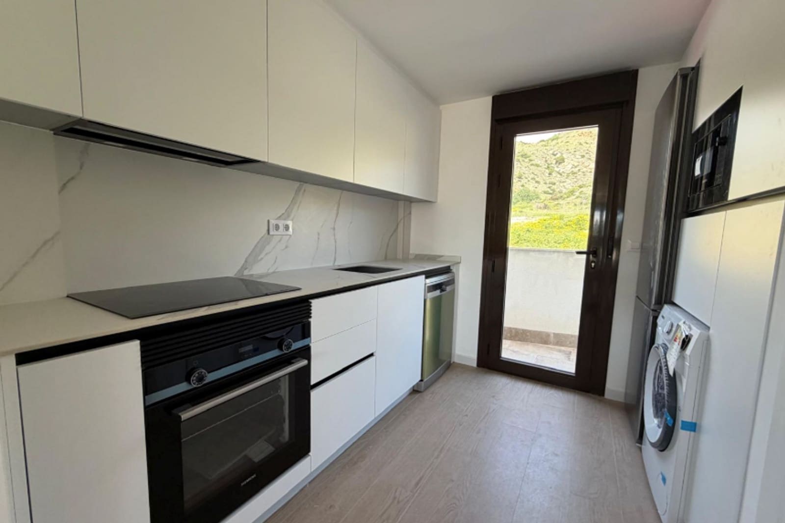 3 sypialnia Apartament na sprzedaż w Portman z basenem garażem - 220 500 € (Ref: 10125273)