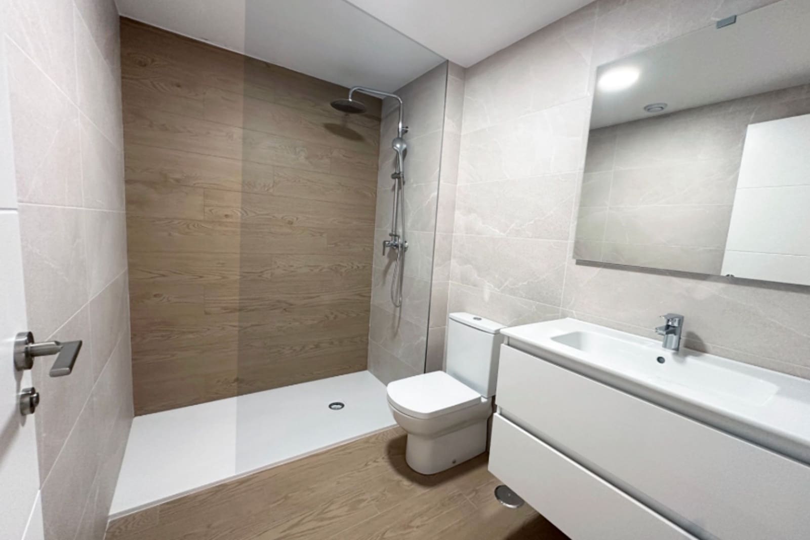 3 sypialnia Apartament na sprzedaż w Portman z basenem garażem - 220 500 € (Ref: 10125273)