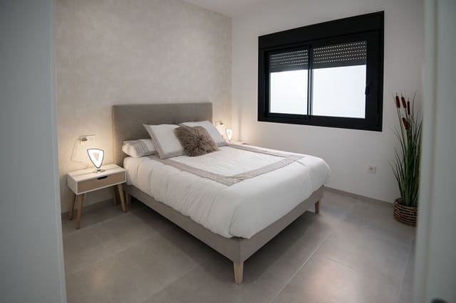 3 bedroom Villa for sale in Santiago de la Ribera, San Javier with pool - € 469,000 (Ref: 7335011)