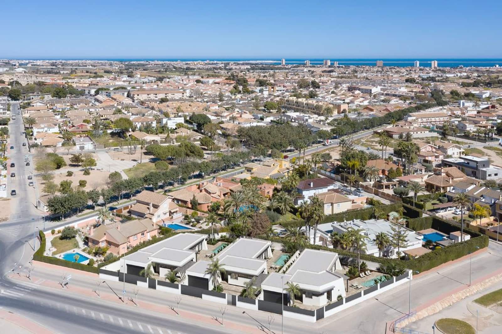 Chalet de 3 habitaciones en San Javier en venta con piscina - 1.150.000 € (Ref: 7335021)