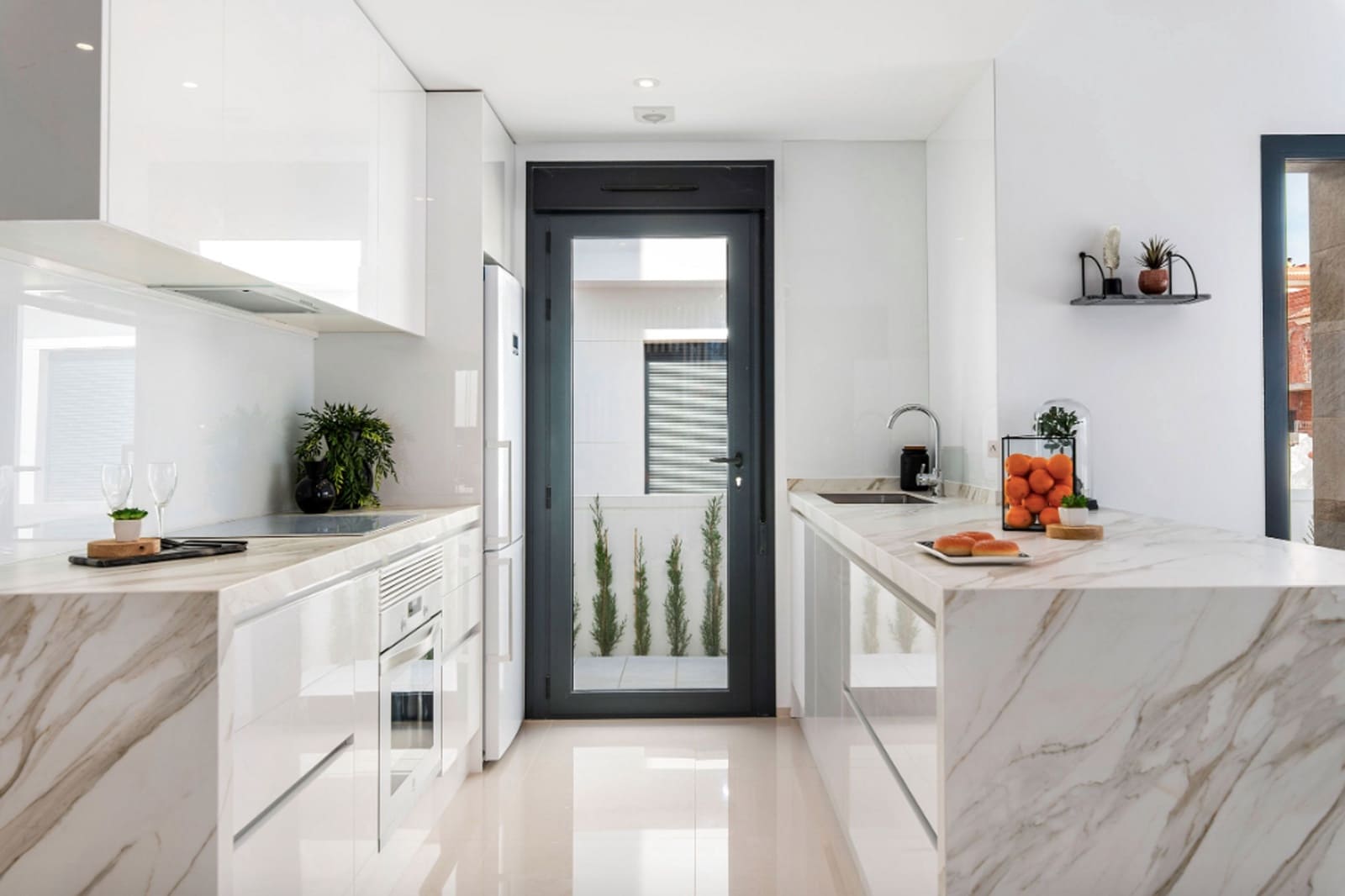 3 slaapkamer Villa te koop in Los Alcazares met zwembad - € 544.841 (Ref: 8406213)