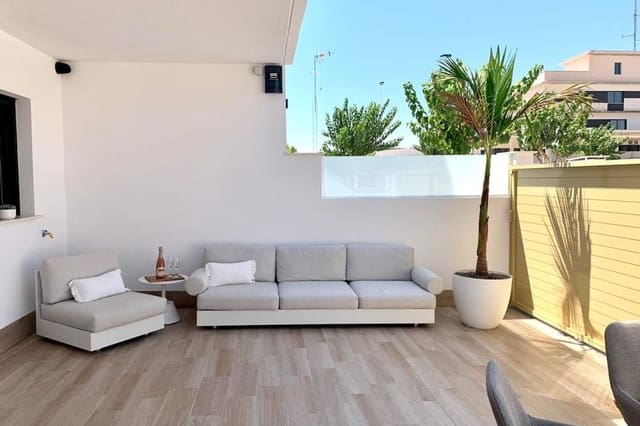 Apartamento de 3 habitaciones en San Pedro del Pinatar ciudad, San Pedro del Pinatar en venta con piscina - 250.000 € (Ref: 8512555)