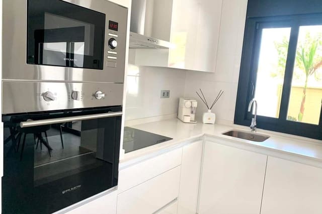 Apartamento de 3 habitaciones en San Pedro del Pinatar ciudad, San Pedro del Pinatar en venta con piscina - 250.000 € (Ref: 8512555)
