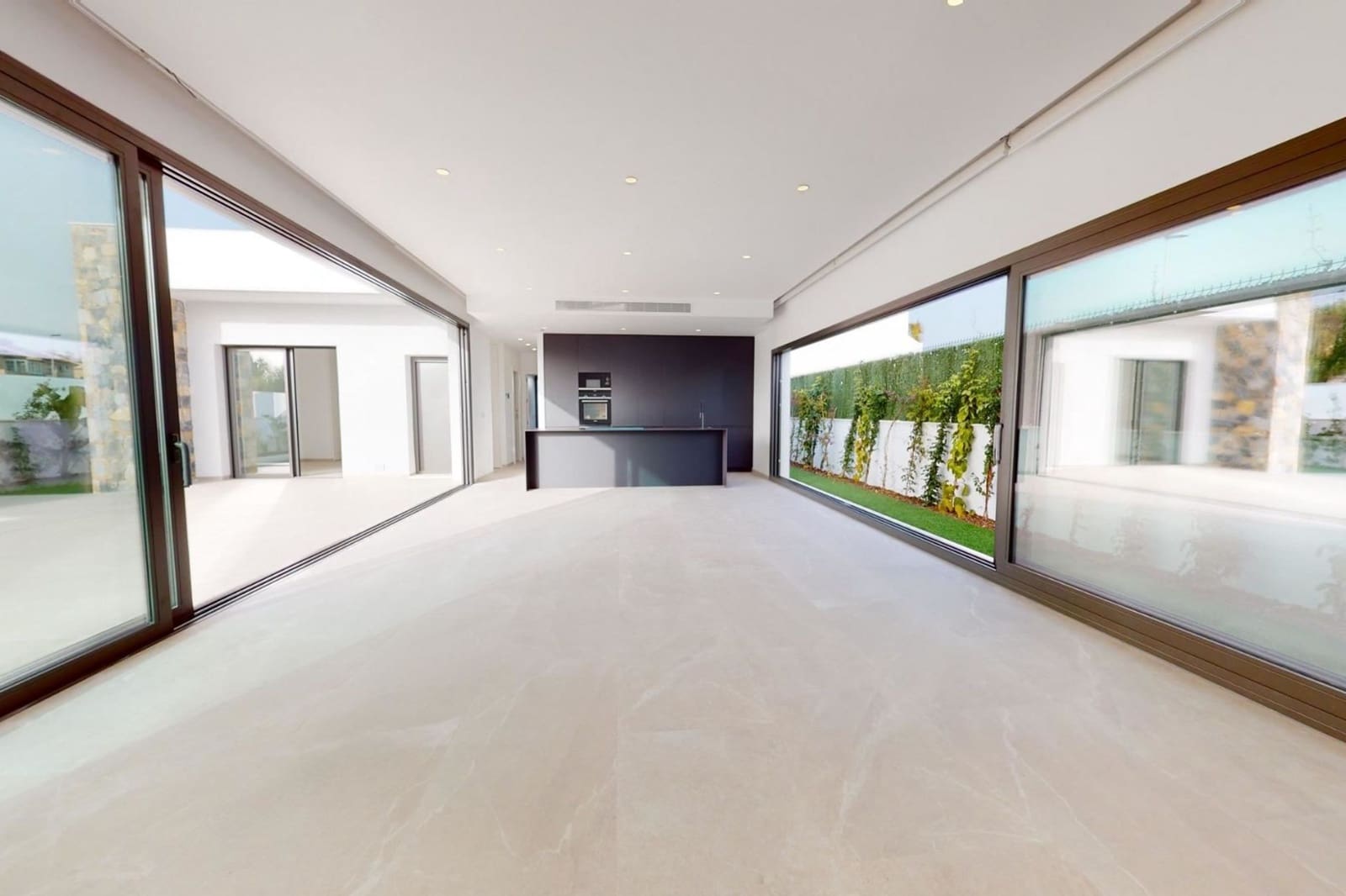 3 bedroom Villa for sale in Los Alcazares with pool - € 689,900 (Ref: 8707116)