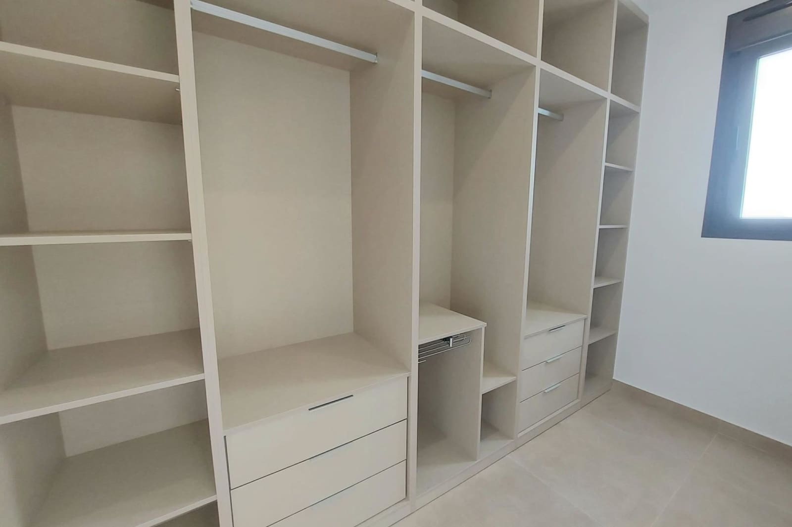 Chalet de 3 habitaciones en San Pedro del Pinatar en venta con piscina - 419.900 € (Ref: 8923232)