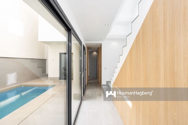 3 bedroom Townhouse for sale in San Pedro del Pinatar ciudad, San Pedro del Pinatar with pool - € 425,000 (Ref: 8993521)