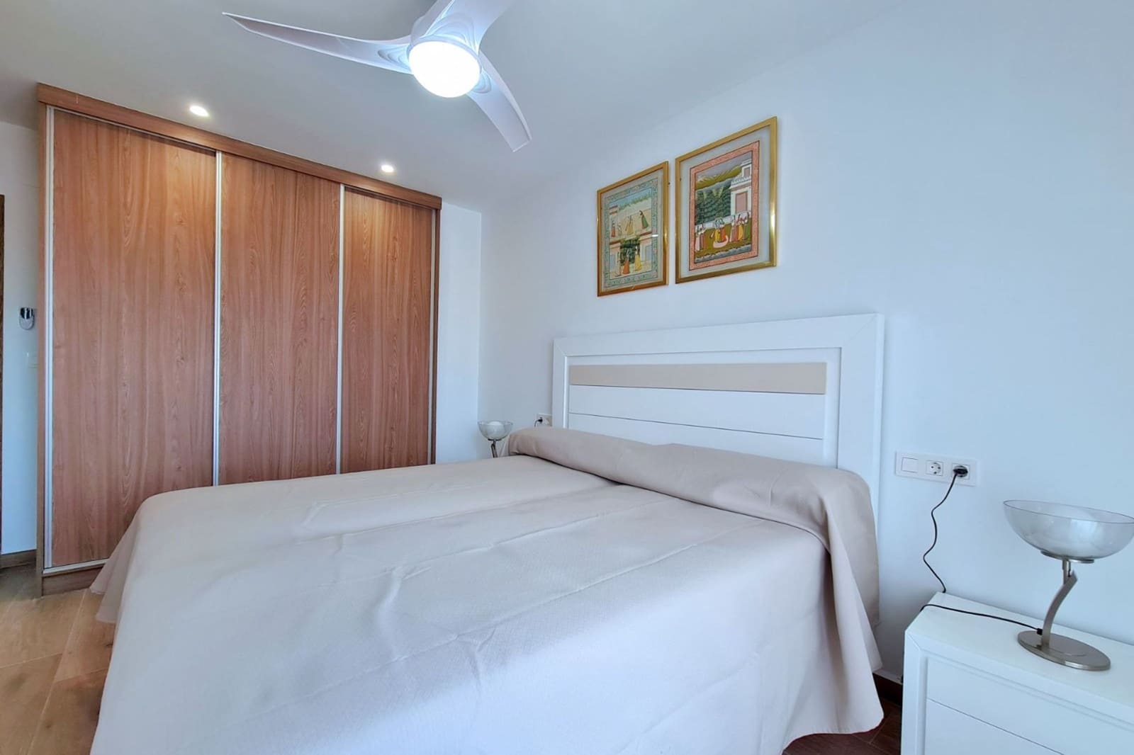 4 soveværelse Villa til salg i La Aljorra med swimmingpool - € 500.000 (Ref: 8996296)