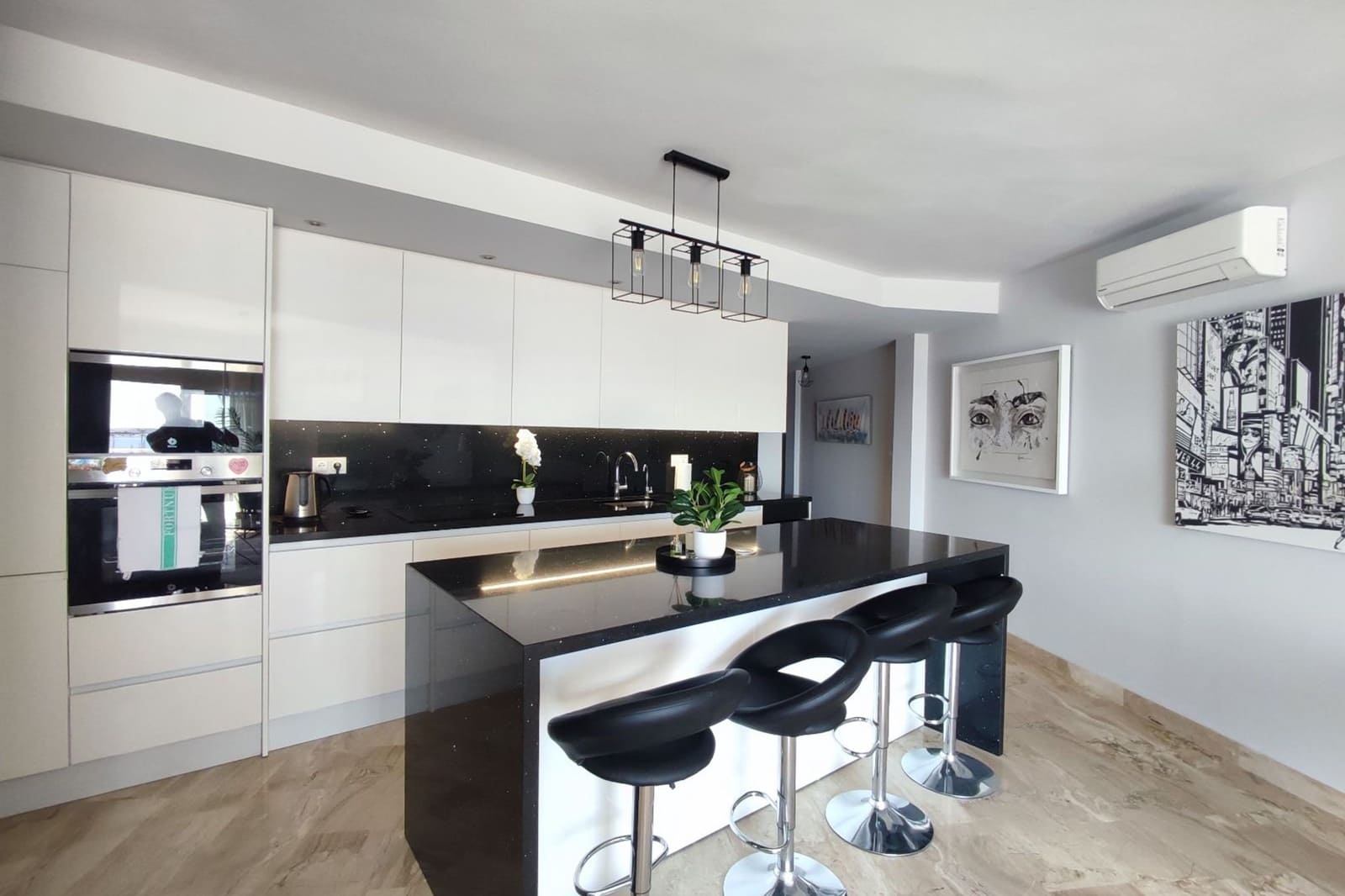 3 soveværelse Lejlighed til salg i Los Cuarteros - € 274.950 (Ref: 9097564)