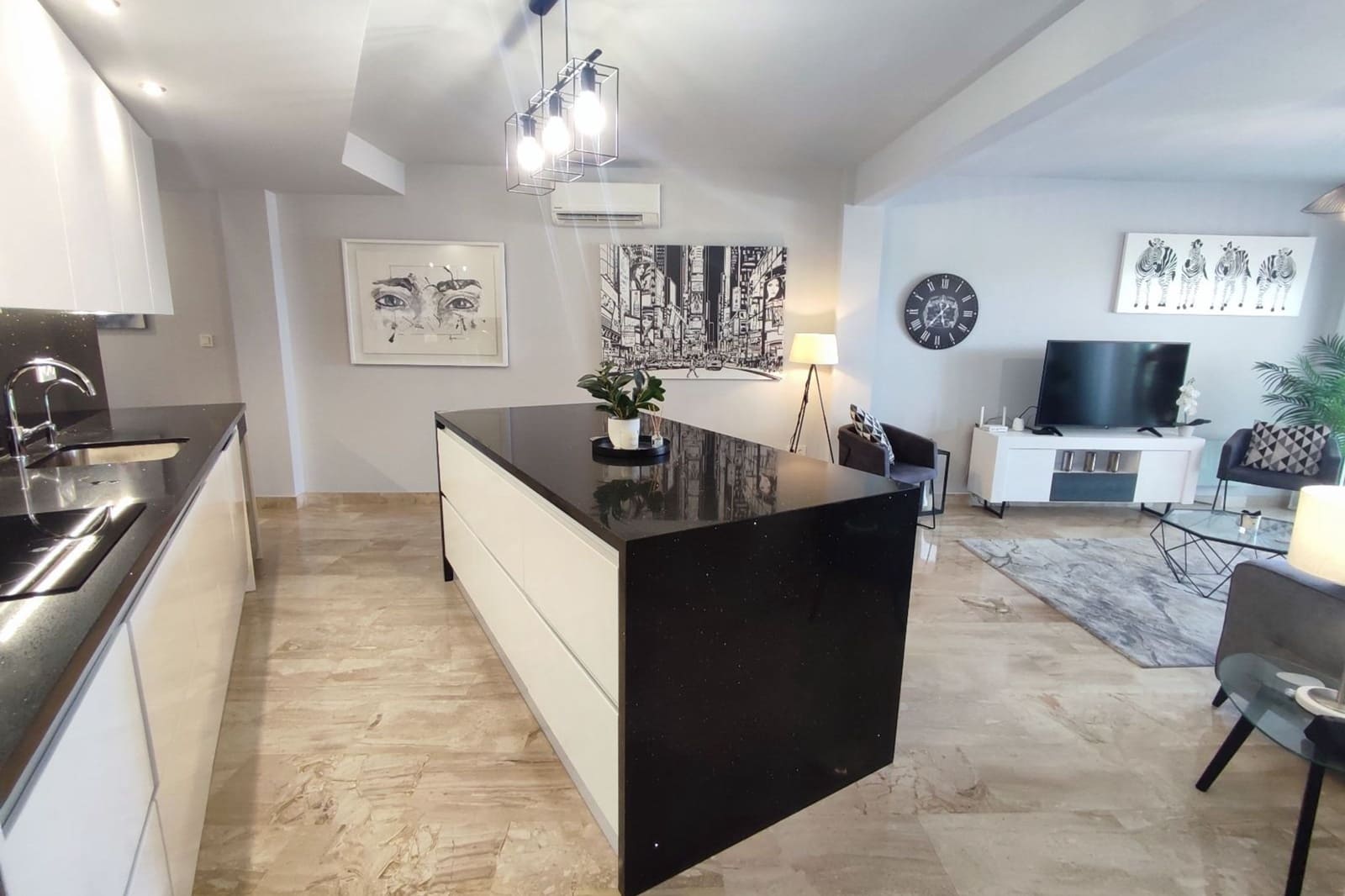 3 soveværelse Lejlighed til salg i Los Cuarteros - € 274.950 (Ref: 9097564)