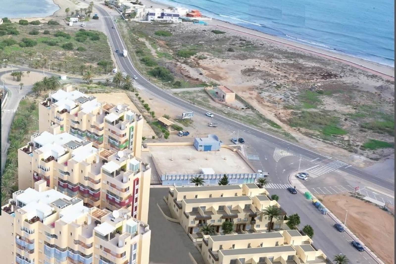 2 soveværelse Byhus til salg i La Manga del Mar Menor med swimmingpool - € 260.560 (Ref: 9194846)