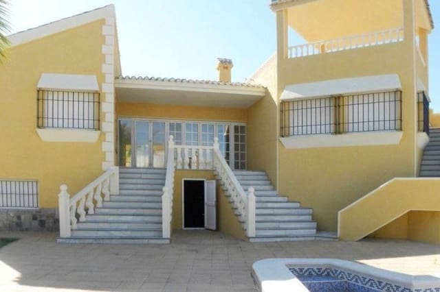 3 camera da letto Villa in vendita in La Manga del Mar Menor con piscina - 780.000 € (Rif: 9195037)