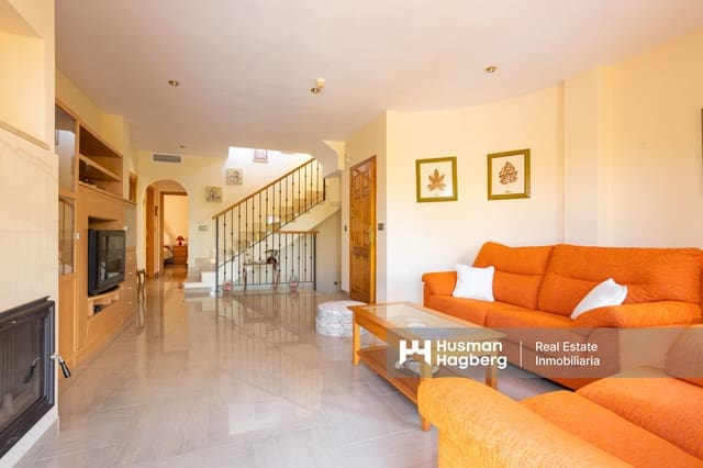3 soveværelse Villa til salg i Playa Honda, Cartagena med swimmingpool - € 499.950 (Ref: 9246053)