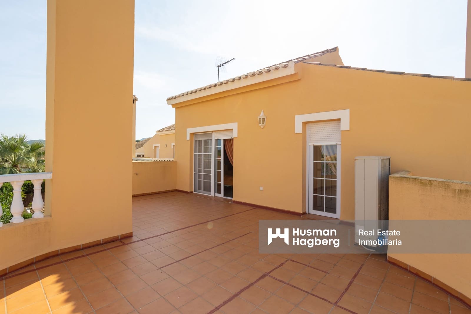 3 sovrum Villa till salu i Playa Honda med pool - 499 950 € (Ref: 9246053)