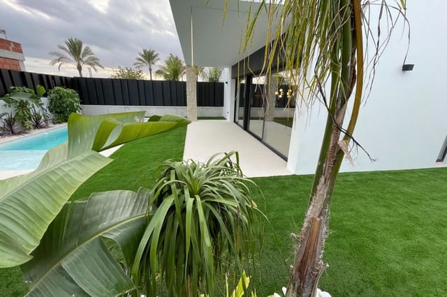 3 soverom Villa til salgs i Molina de Segura med svømmebasseng - € 379 000 (Ref: 9360871)