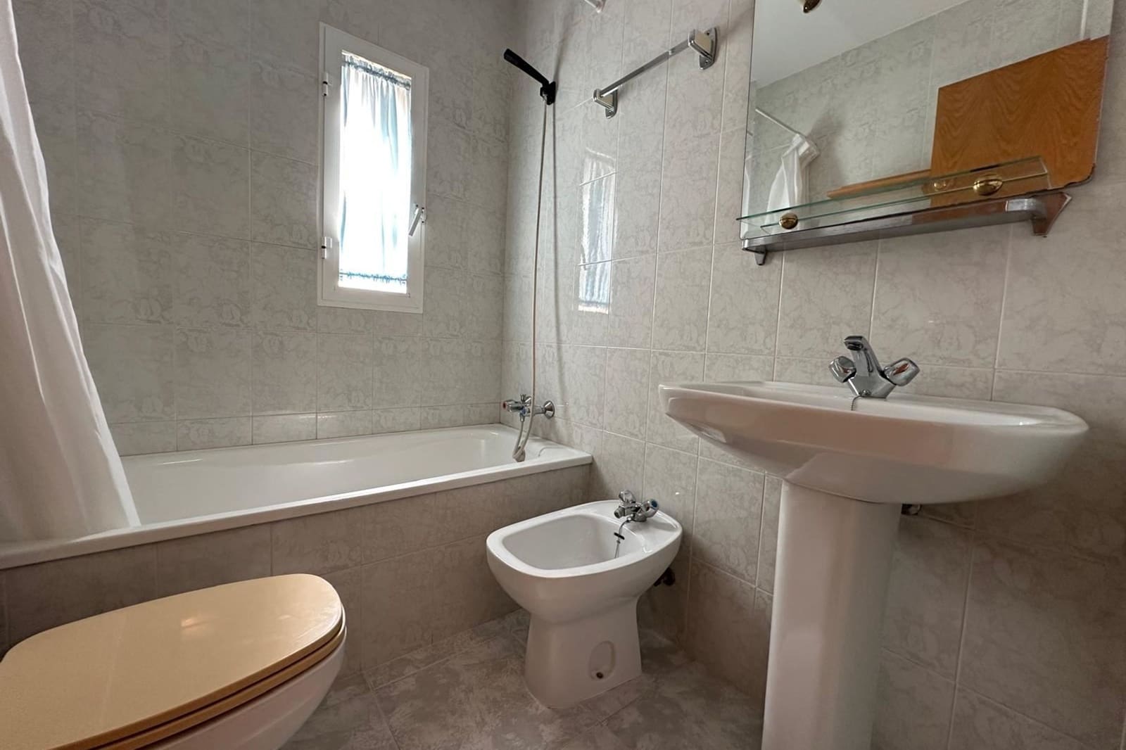 2 bedroom Townhouse for sale in Los Urrutias - € 136,000 (Ref: 9378202)