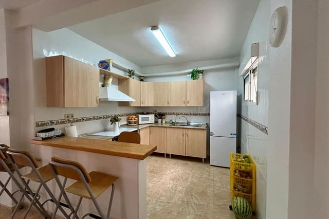 Apartamento de 3 habitaciones en Centro, Los Alcázares en venta - 125.000 € (Ref: 9378429)