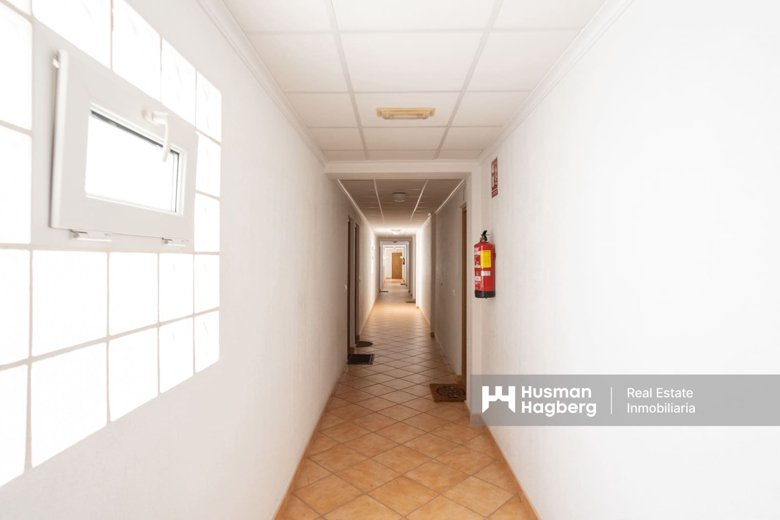 2 sovrum Lägenhet till salu i Los Alcazares med pool - 135 000 € (Ref: 9380031)