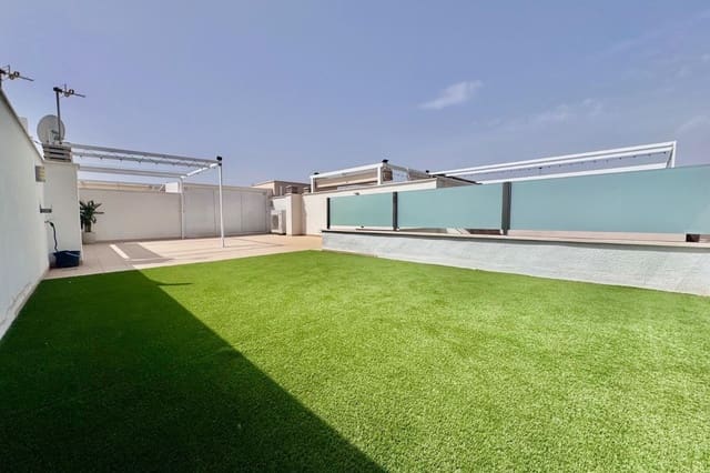 3 quarto Casa em Banda para venda em Lo Pagan, San Pedro del Pinatar com piscina - 325 000 € (Ref: 9388623)