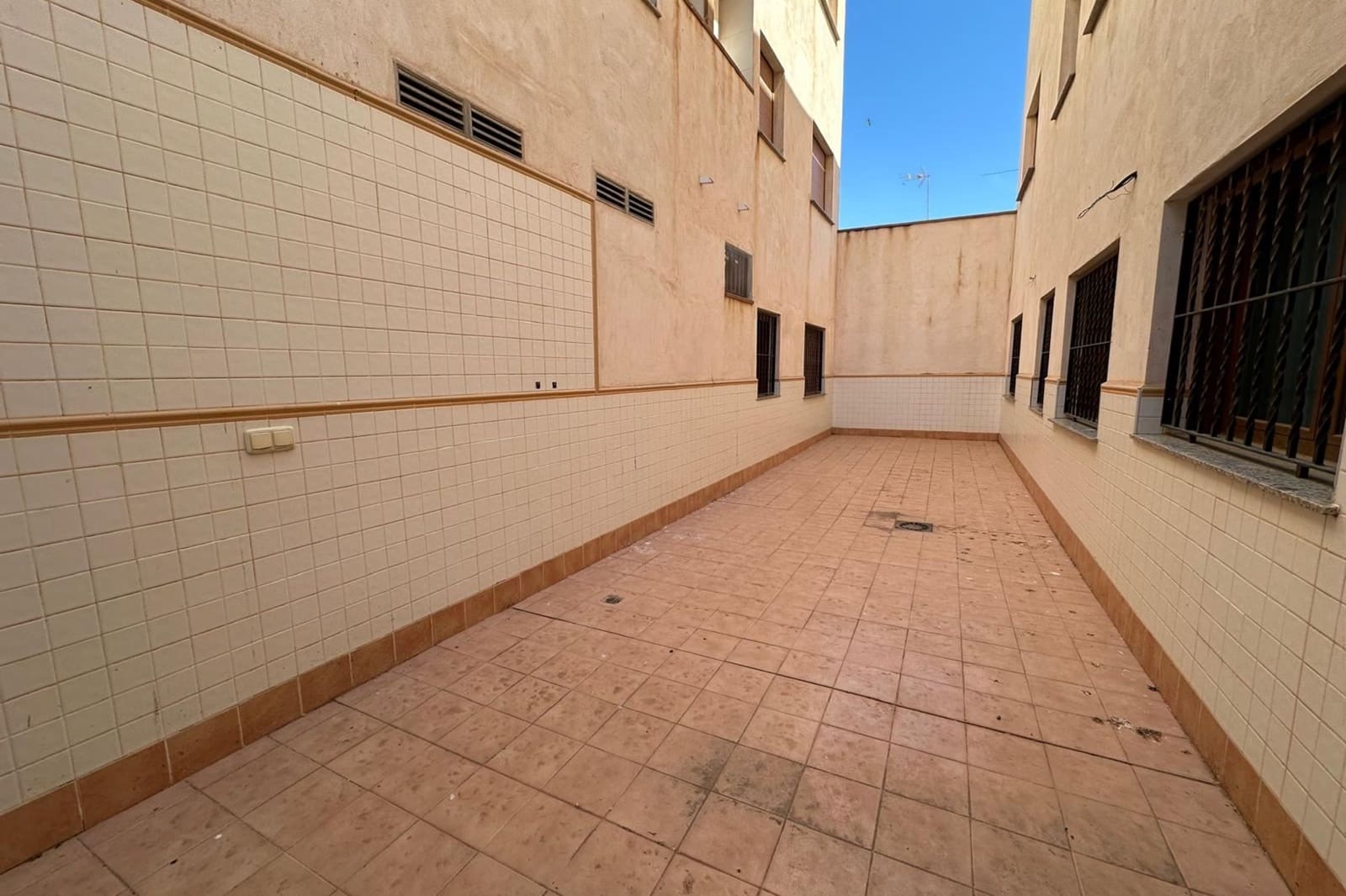 4 soveværelse Lejlighed til salg i Los Alcazares - € 190.000 (Ref: 9401959)