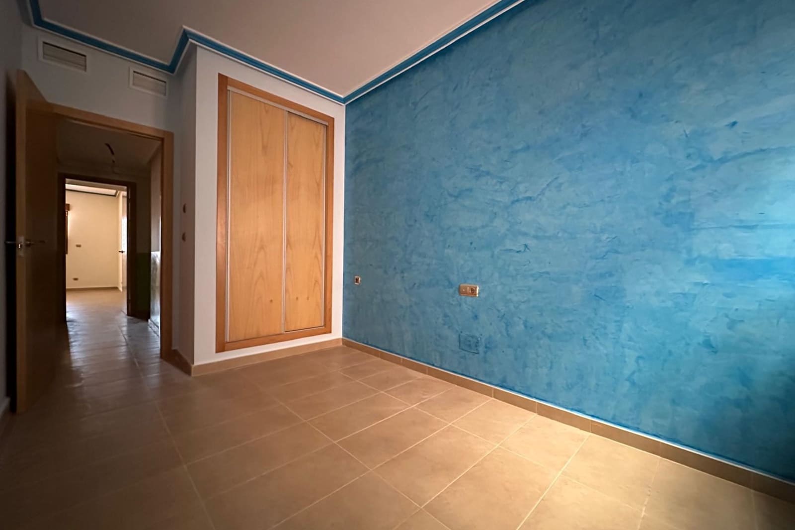 4 soveværelse Lejlighed til salg i Los Alcazares - € 190.000 (Ref: 9401959)