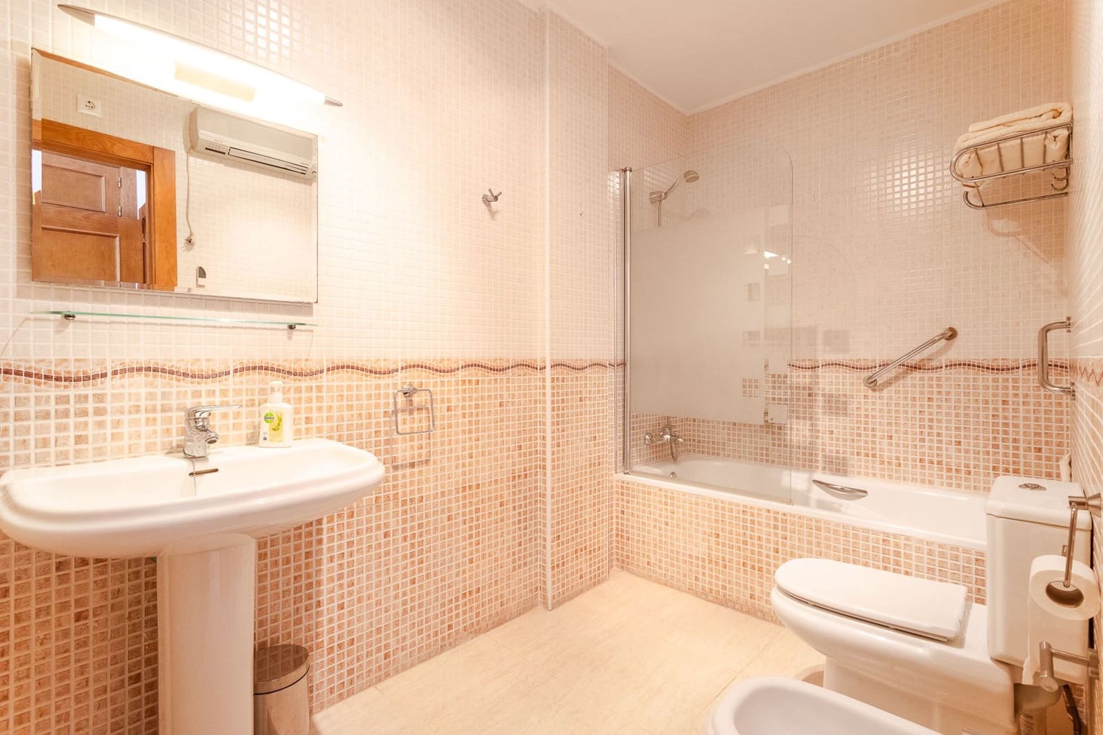 3 sovrum Hus till salu i La Puebla med pool - 215 000 € (Ref: 9402708)