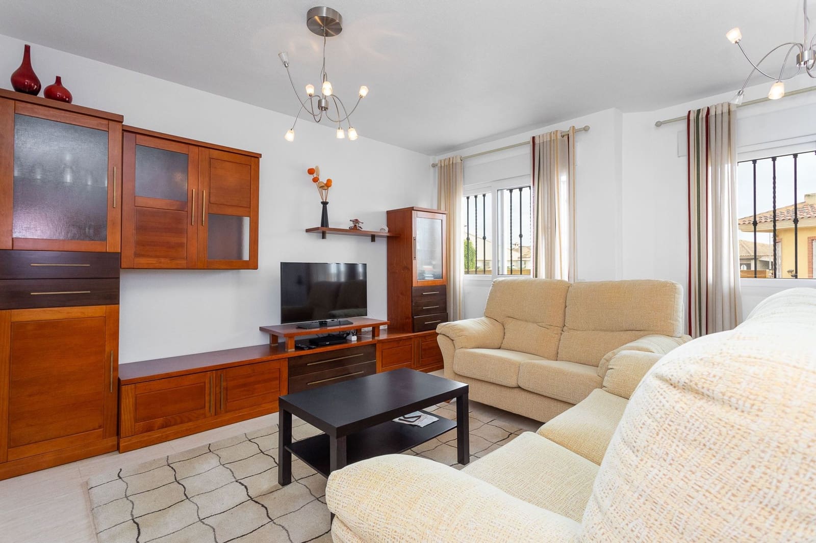 3 sovrum Hus till salu i La Puebla med pool - 215 000 € (Ref: 9402708)