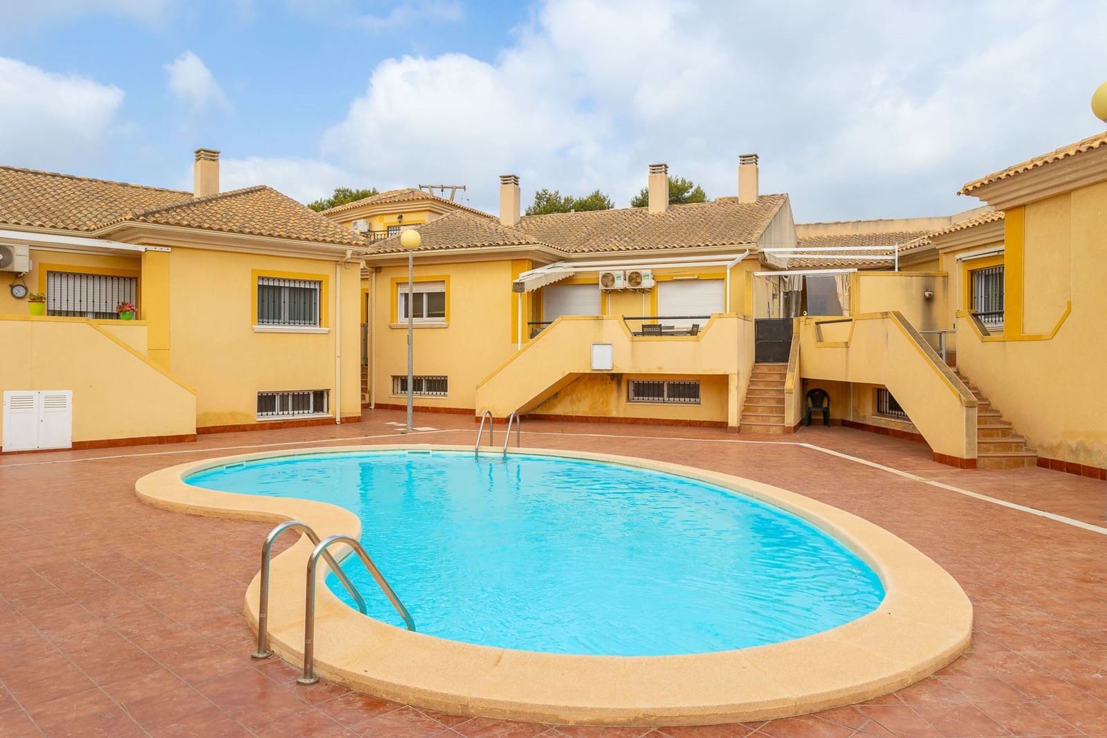 3 sovrum Hus till salu i La Puebla med pool - 215 000 € (Ref: 9402708)