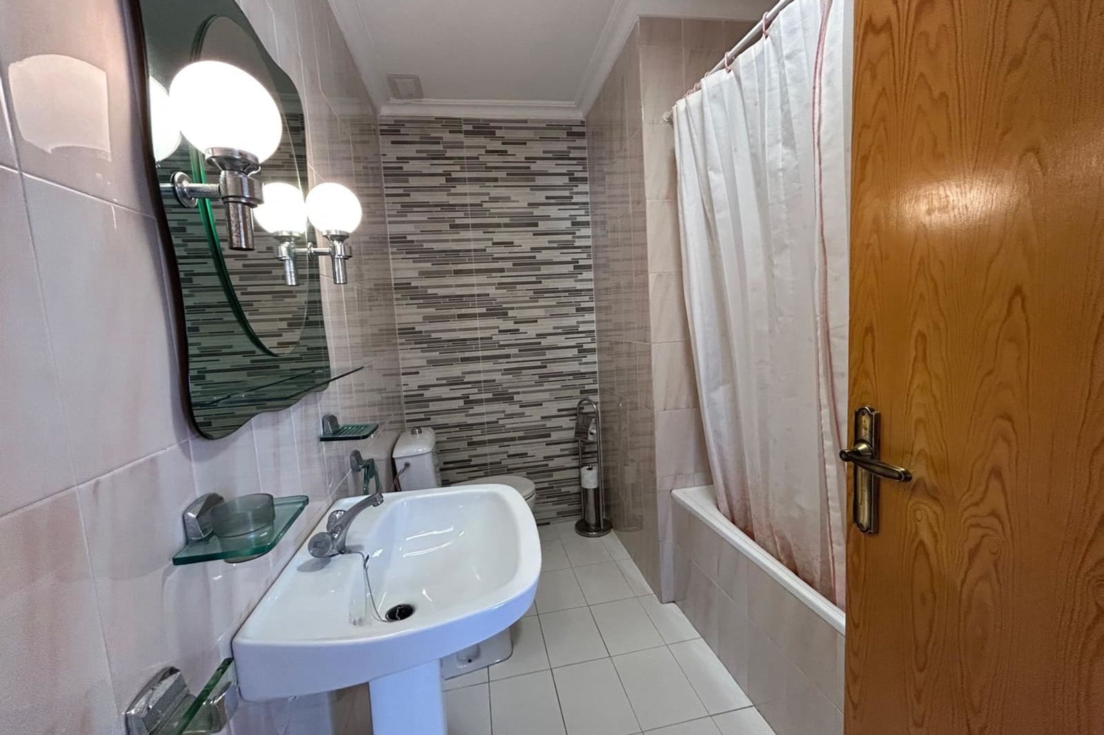 4 makuuhuone Omakotitalo myytävänä paikassa Los Cuarteros - 249 000 € (Ref: 9412792)