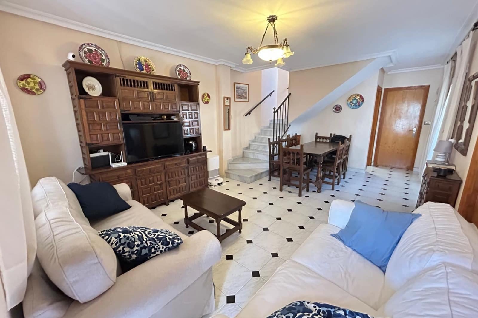 4 makuuhuone Omakotitalo myytävänä paikassa Los Cuarteros - 249 000 € (Ref: 9412792)