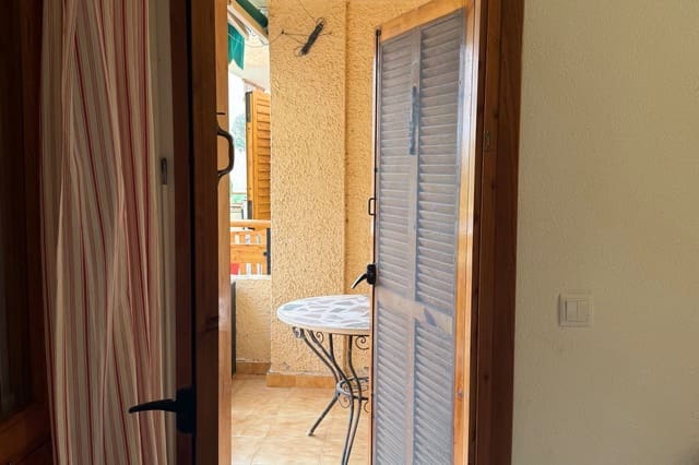 1 sovrum Lägenhet till salu i Santiago de la Ribera, San Javier med pool - 109 000 € (Ref: 9413031)