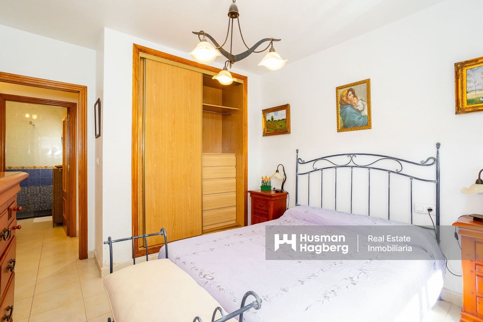 3 soveværelse Byhus til salg i El Carmoli med swimmingpool - € 299.000 (Ref: 9419478)