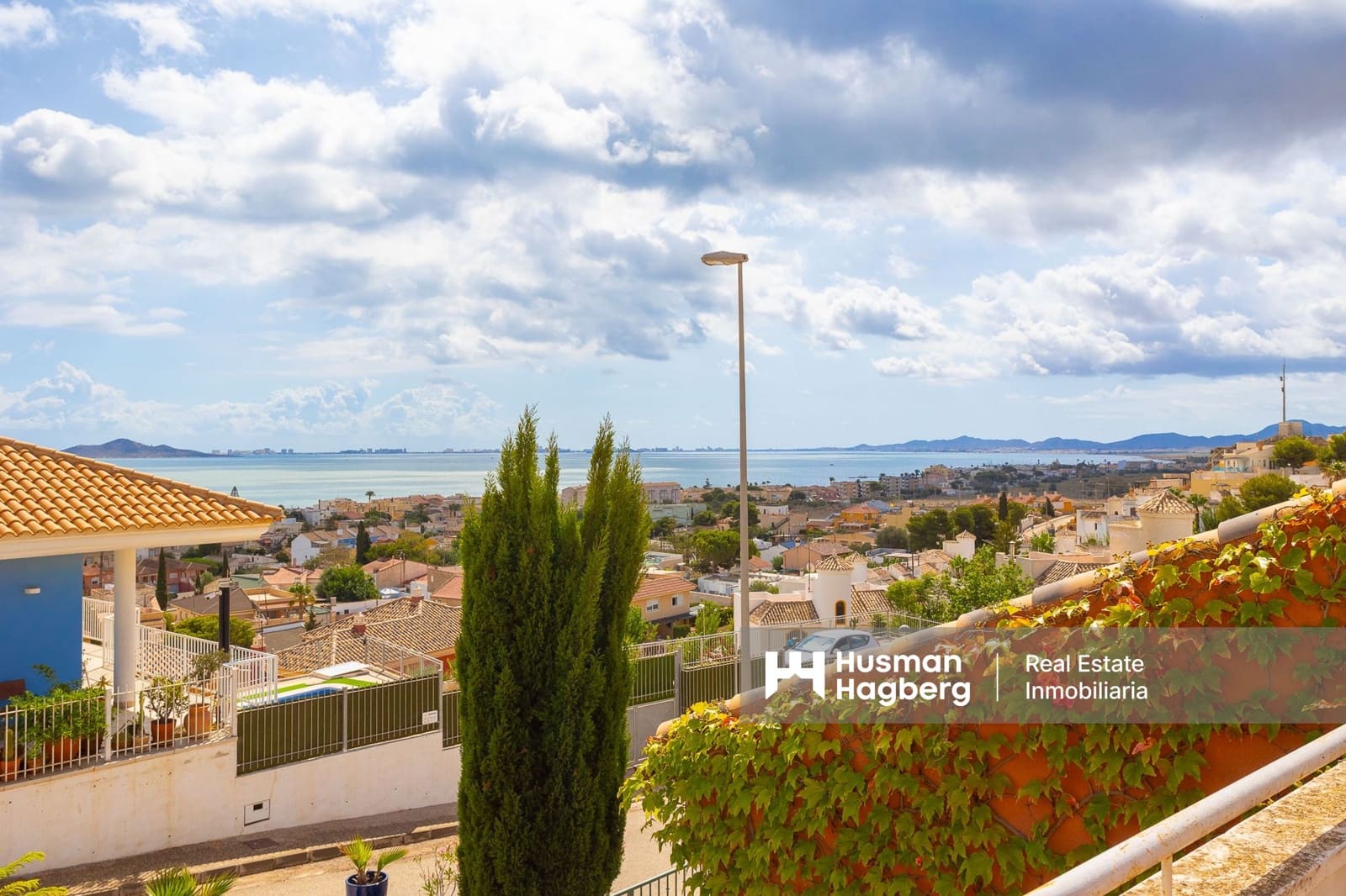 3 soveværelse Byhus til salg i El Carmoli med swimmingpool - € 299.000 (Ref: 9419478)