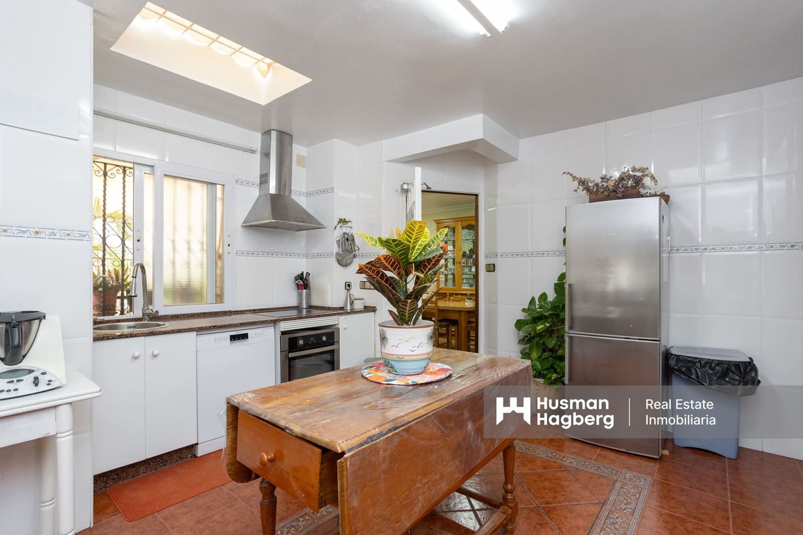 5 bedroom Villa for sale in El Algar with pool - € 269,900 (Ref: 9431934)