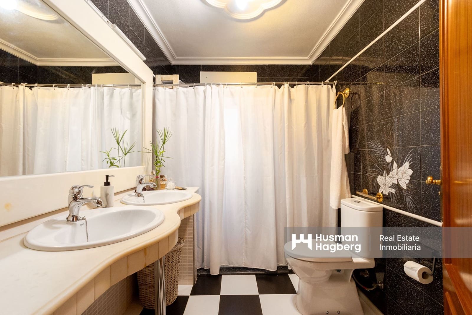 5 bedroom Villa for sale in El Algar with pool - € 269,900 (Ref: 9431934)