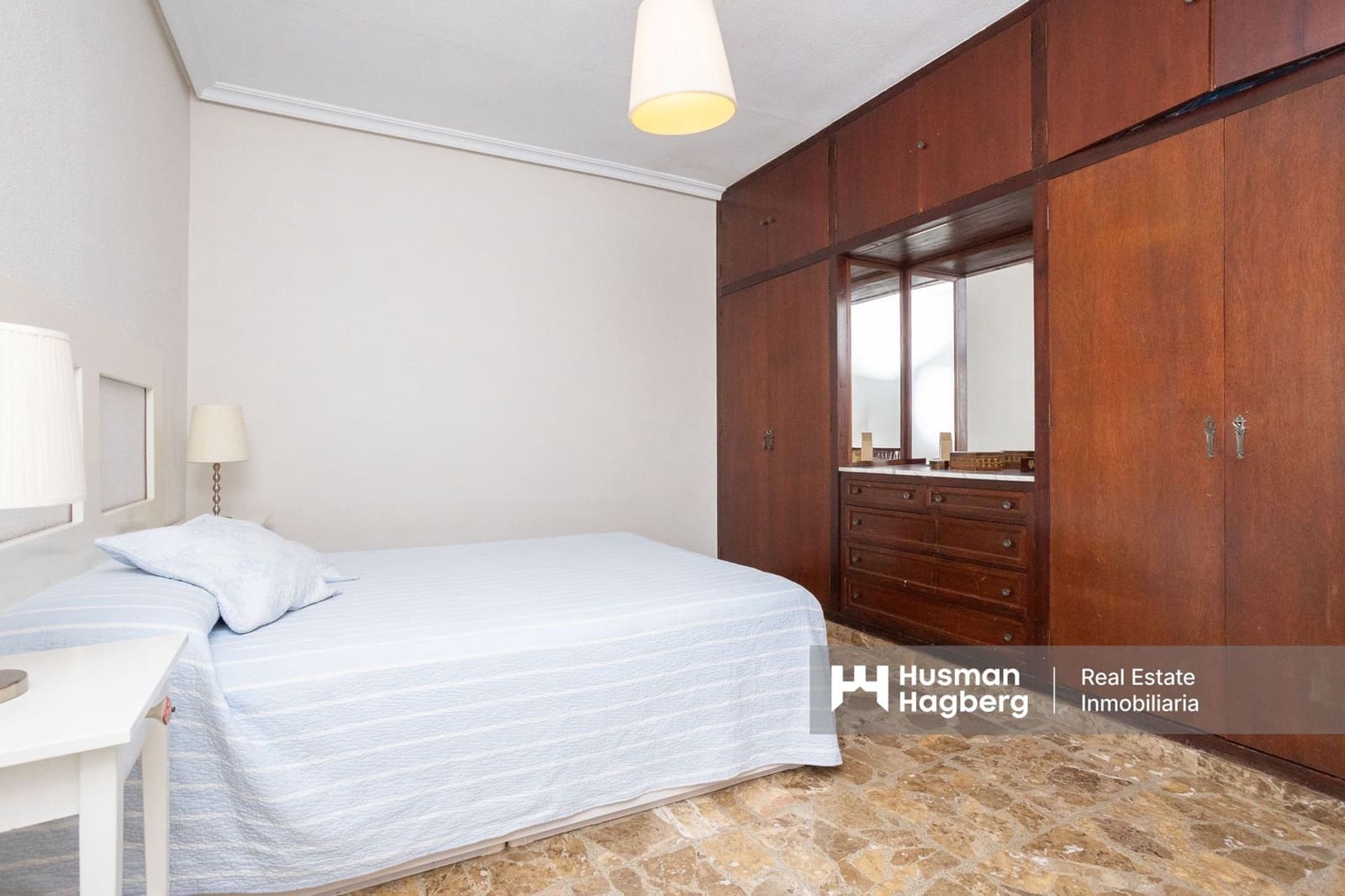 5 bedroom Villa for sale in El Algar with pool - € 269,900 (Ref: 9431934)