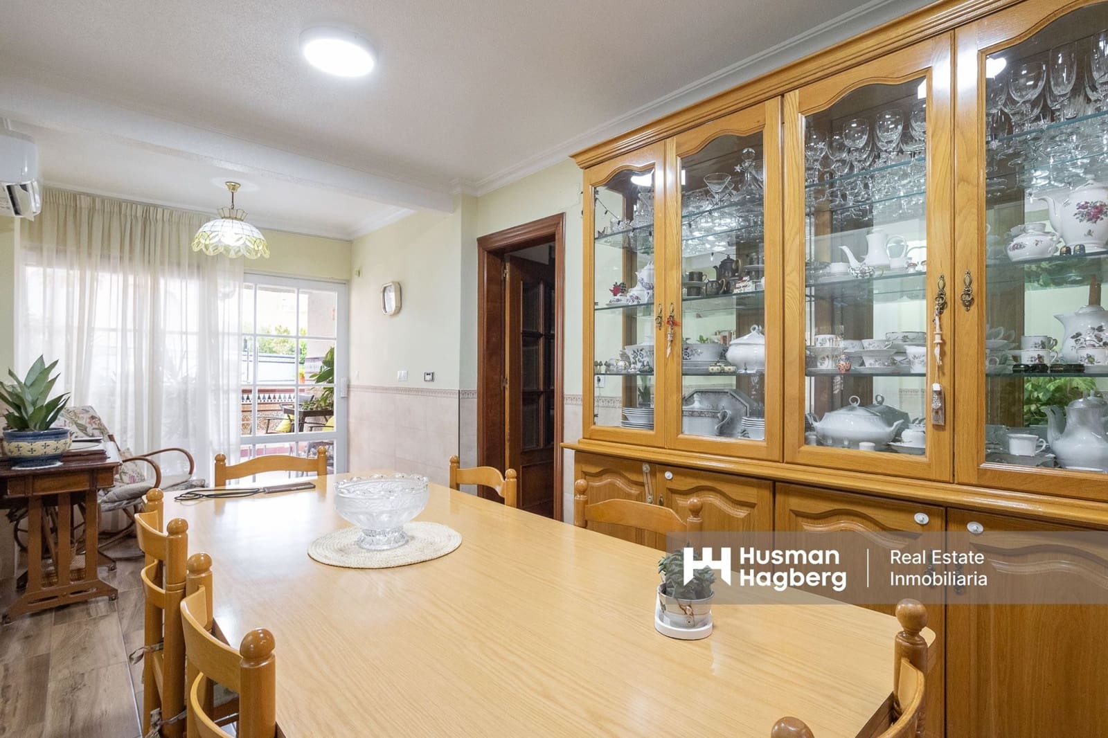 5 bedroom Villa for sale in El Algar with pool - € 269,900 (Ref: 9431934)